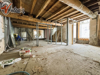 Maison - 240 m² - 5 pièces