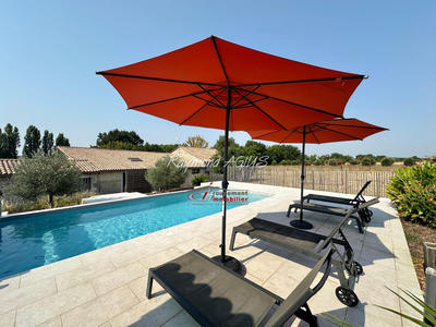 Maison - 330 m² - 14 pièces