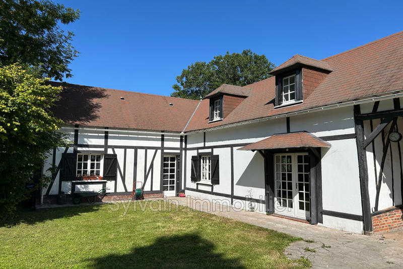 Maison - 122 m² - 8 pièces