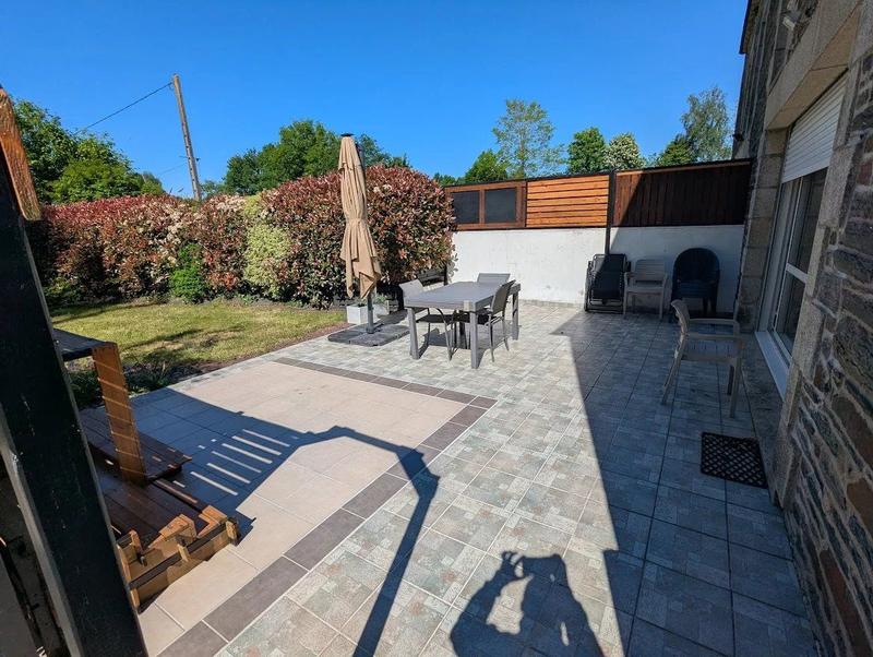 Maison - 284 m² - 12 pièces