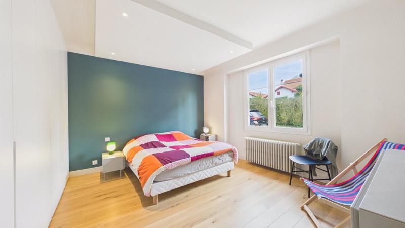 Appartement - 80 m² - 3 pièces