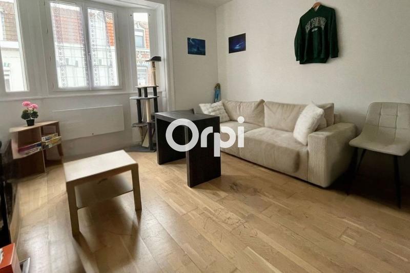 Immeuble - 187 m² - 10 pièces