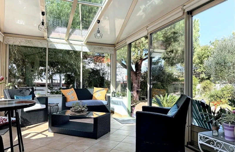 Maison - 140 m² - 6 pièces