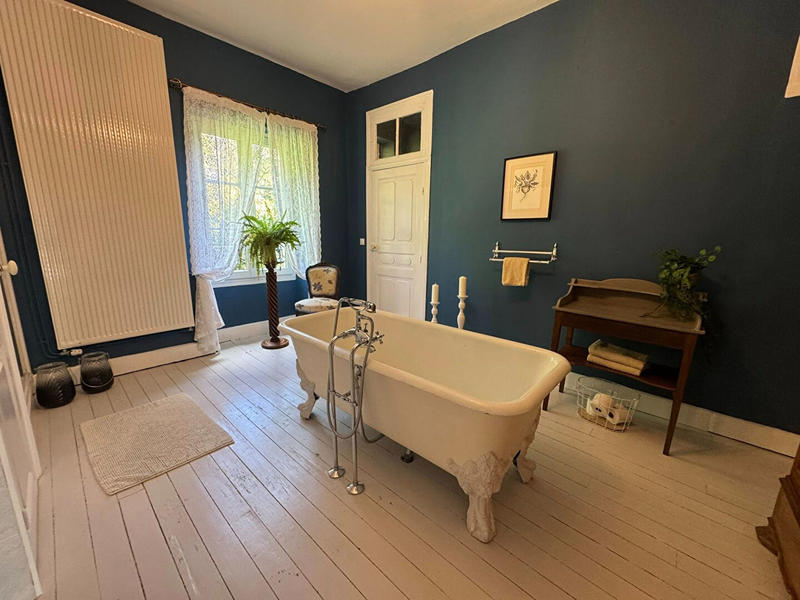 Château - 614 m² - 21 pièces