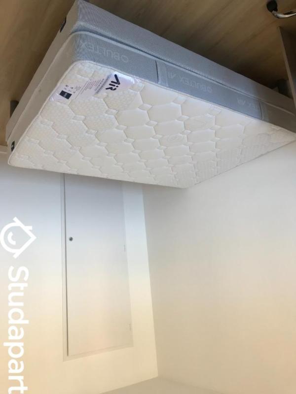 Chambre - 9 m² - 1 pièce