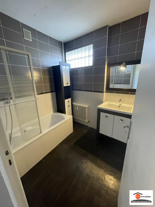 Appartement - 85 m² - 4 pièces