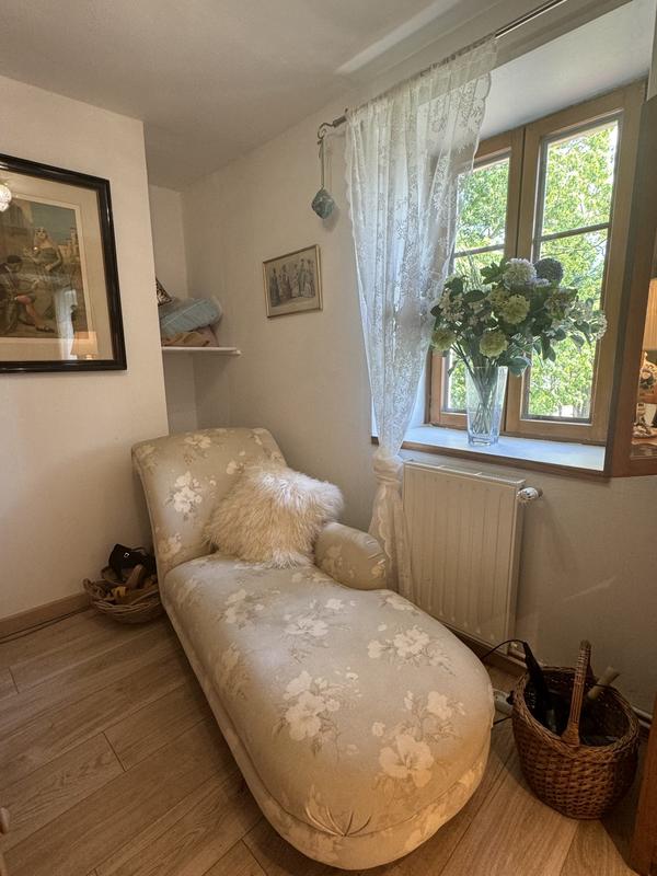 Maison - 235 m² - 8 pièces