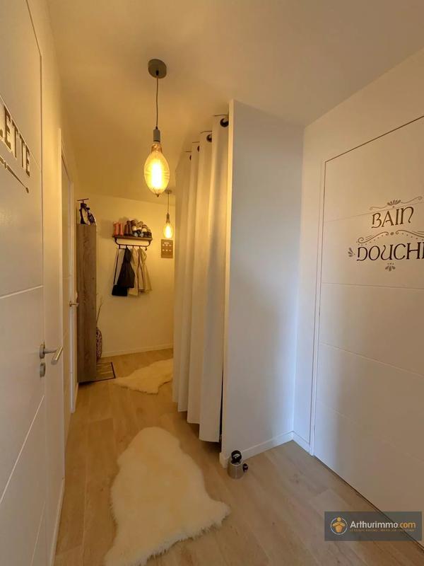 Appartement - 60 m² - 3 pièces