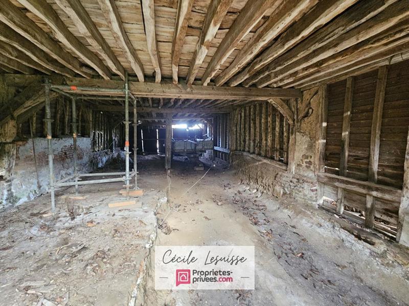 Terrain constructible - 1 477 m²