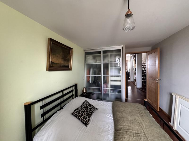 Appartement - 171 m² - 5 pièces