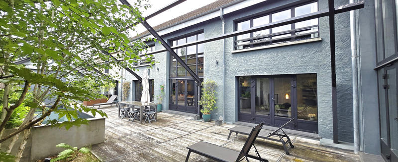 Loft - 350 m² - 10 pièces