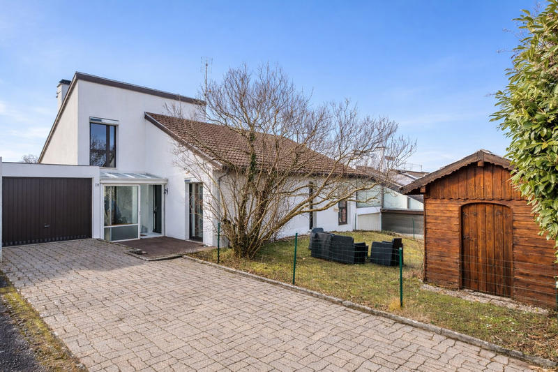 Maison - 96 m² - 5 pièces