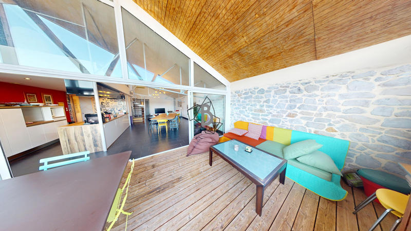 Duplex - 164 m² - 5 pièces