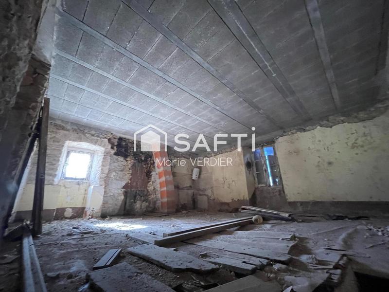 Maison - 200 m² - 5 pièces