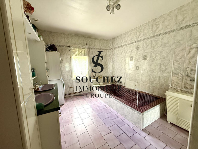 Maison - 191 m² - 6 pièces