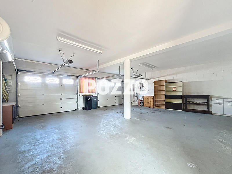 Maison - 189 m² - 9 pièces