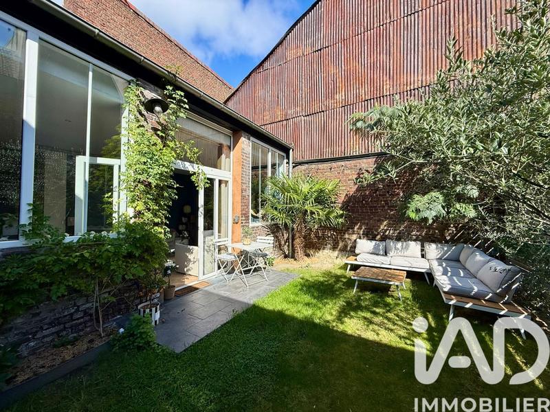 Loft - 156 m² - 5 pièces