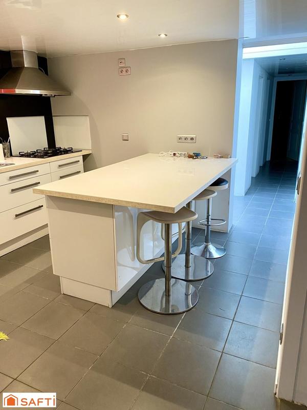 Maison - 105 m² - 4 pièces