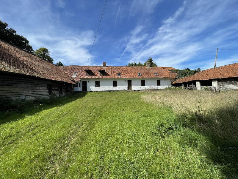 Corps de ferme - 280 m² - 9 pièces