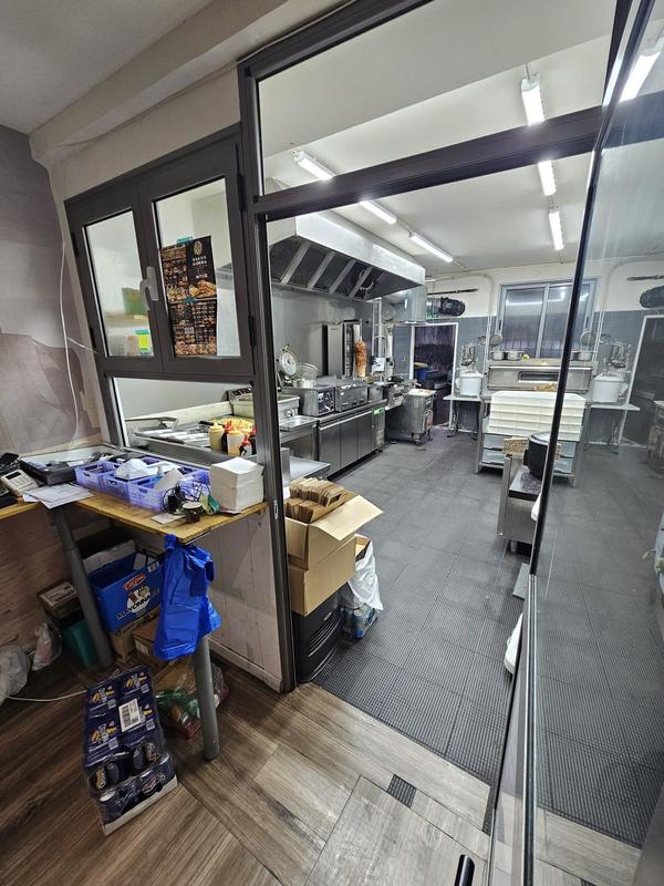 Local commercial - 120 m²