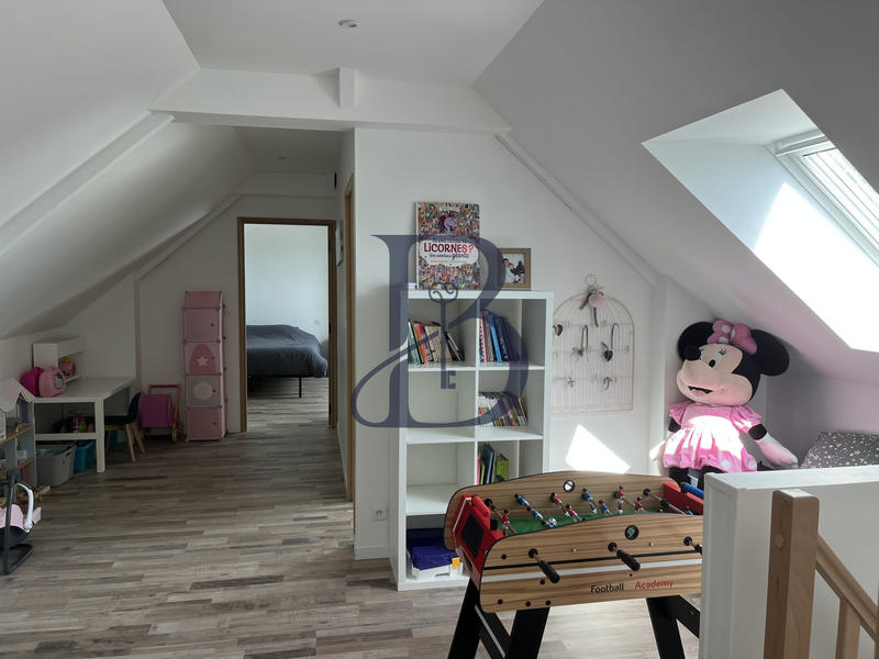 Maison - 154 m² - 7 pièces