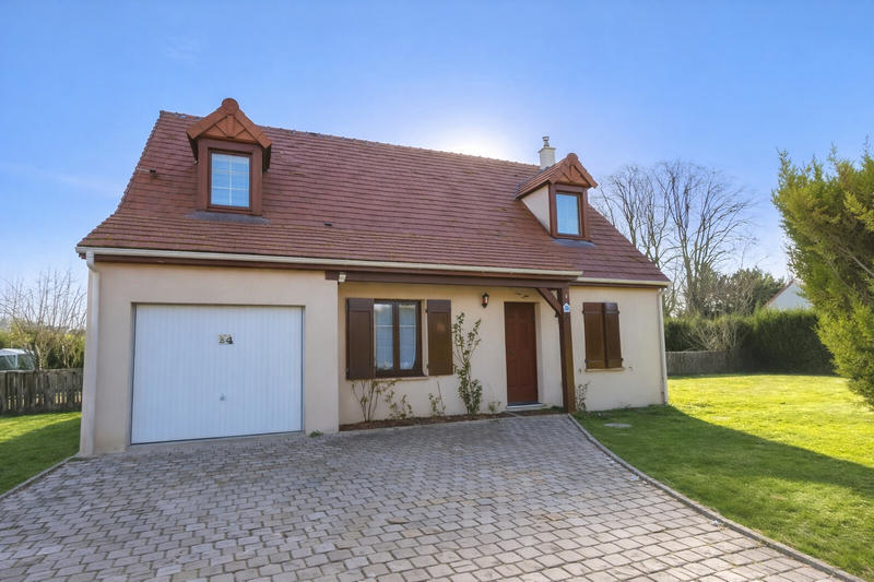 Maison - 110 m² - 6 pièces