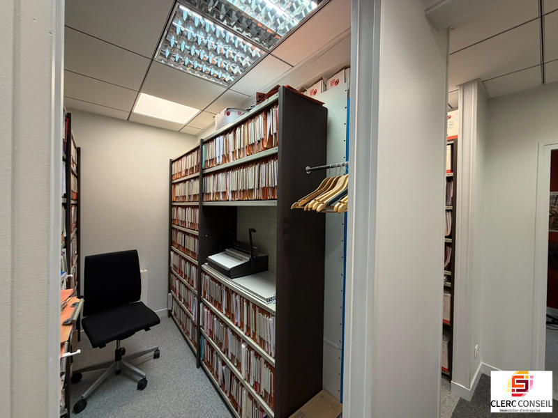 Local commercial - 210 m²