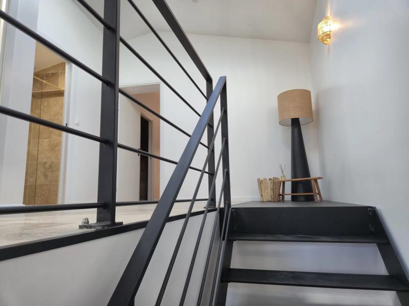 Maison - 185 m² - 4 pièces