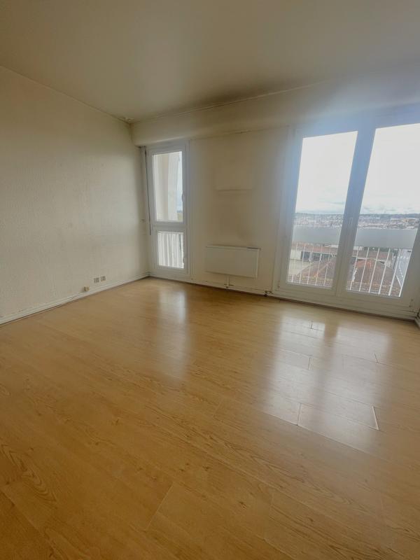 Appartement - 72 m² - 4 pièces