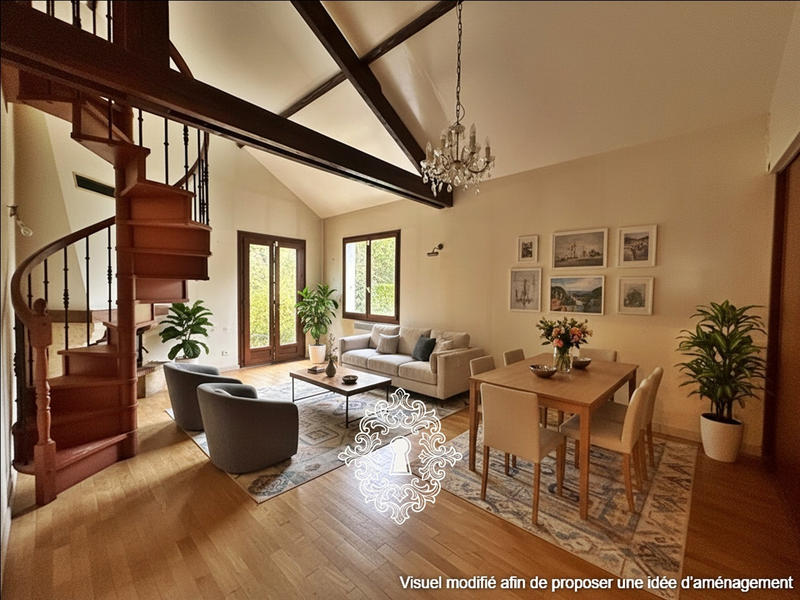 Maison - 85 m² - 5 pièces