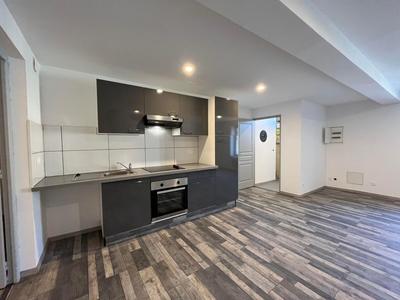 Maison - 104 m² - 4 pièces