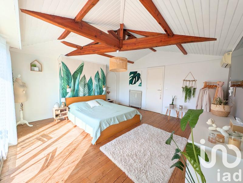 Maison - 200 m² - 5 pièces