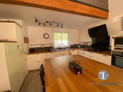 Appartement - 98 m² - 3 pièces