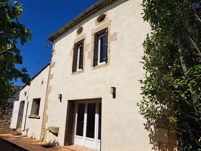 Maison en pierre - 161 m² - 6 pièces
