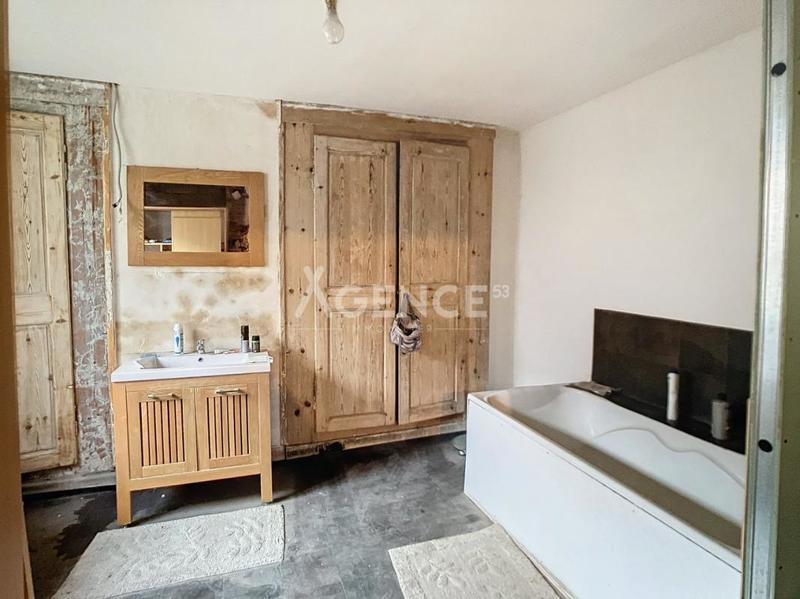 Maison de ville - 138 m² - 6 pièces