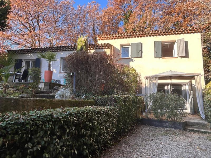 Maison - 137 m² - 6 pièces