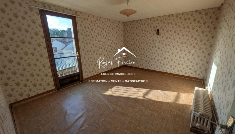 Maison ancienne - 148 m² - 8 pièces