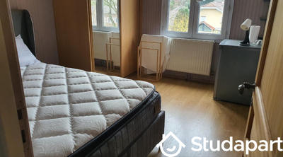 Chambre - 9 m² - 1 pièce