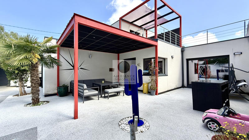 Maison - 167 m² - 6 pièces