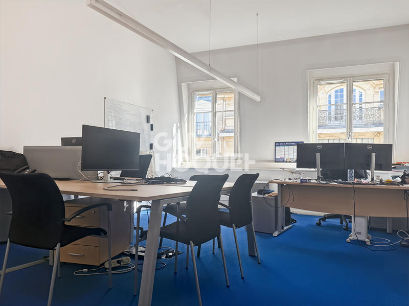 Bureau - 80 m²