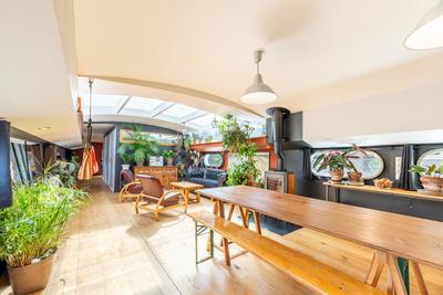 Appartement - 100 m² - 5 pièces