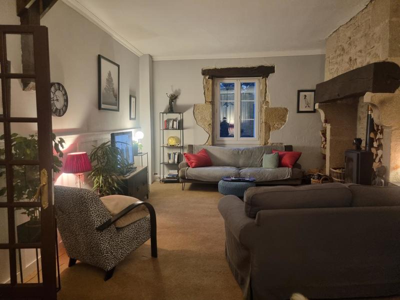 Maison - 220 m² - 7 pièces