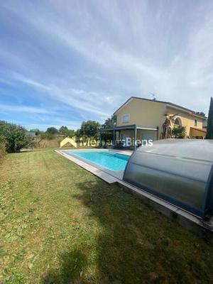 Maison - 178 m² - 7 pièces