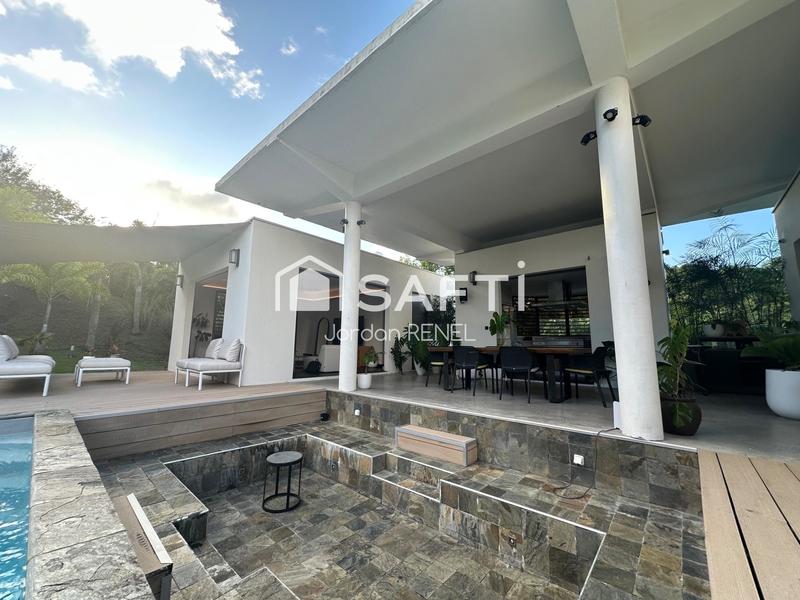 Maison - 125 m² - 4 pièces