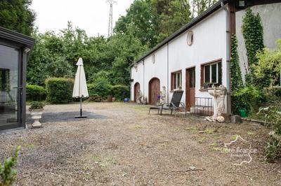 Maison - 250 m² - 7 pièces