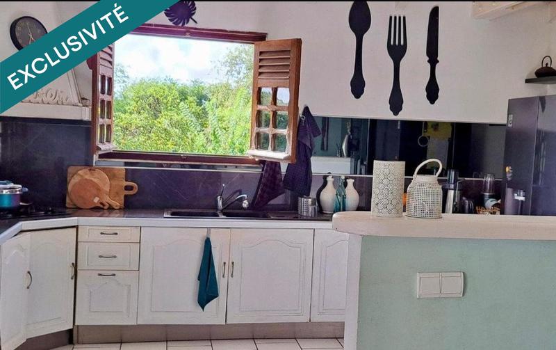 Maison - 135 m² - 11 pièces