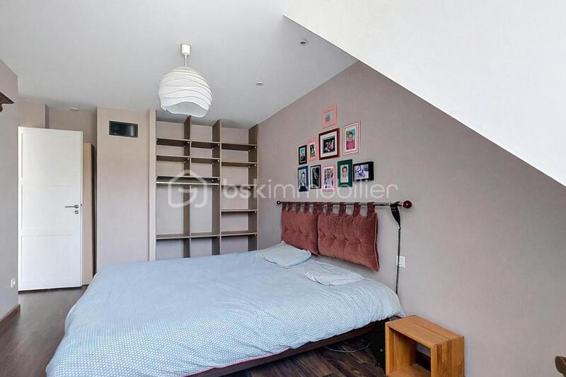 Maison - 171 m² - 7 pièces