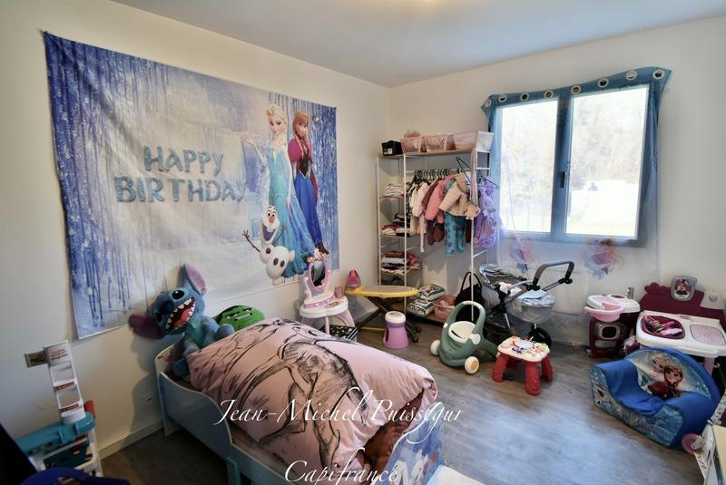 Maison - 140 m² - 5 pièces