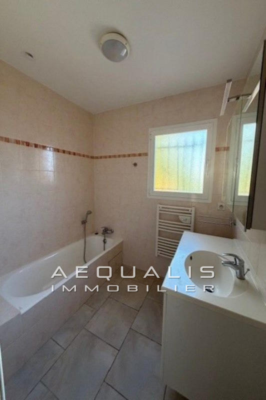 Maison - 86 m² - 4 pièces