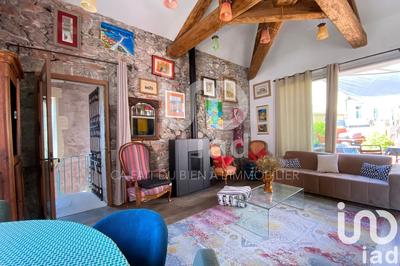 Maison - 200 m² - 8 pièces